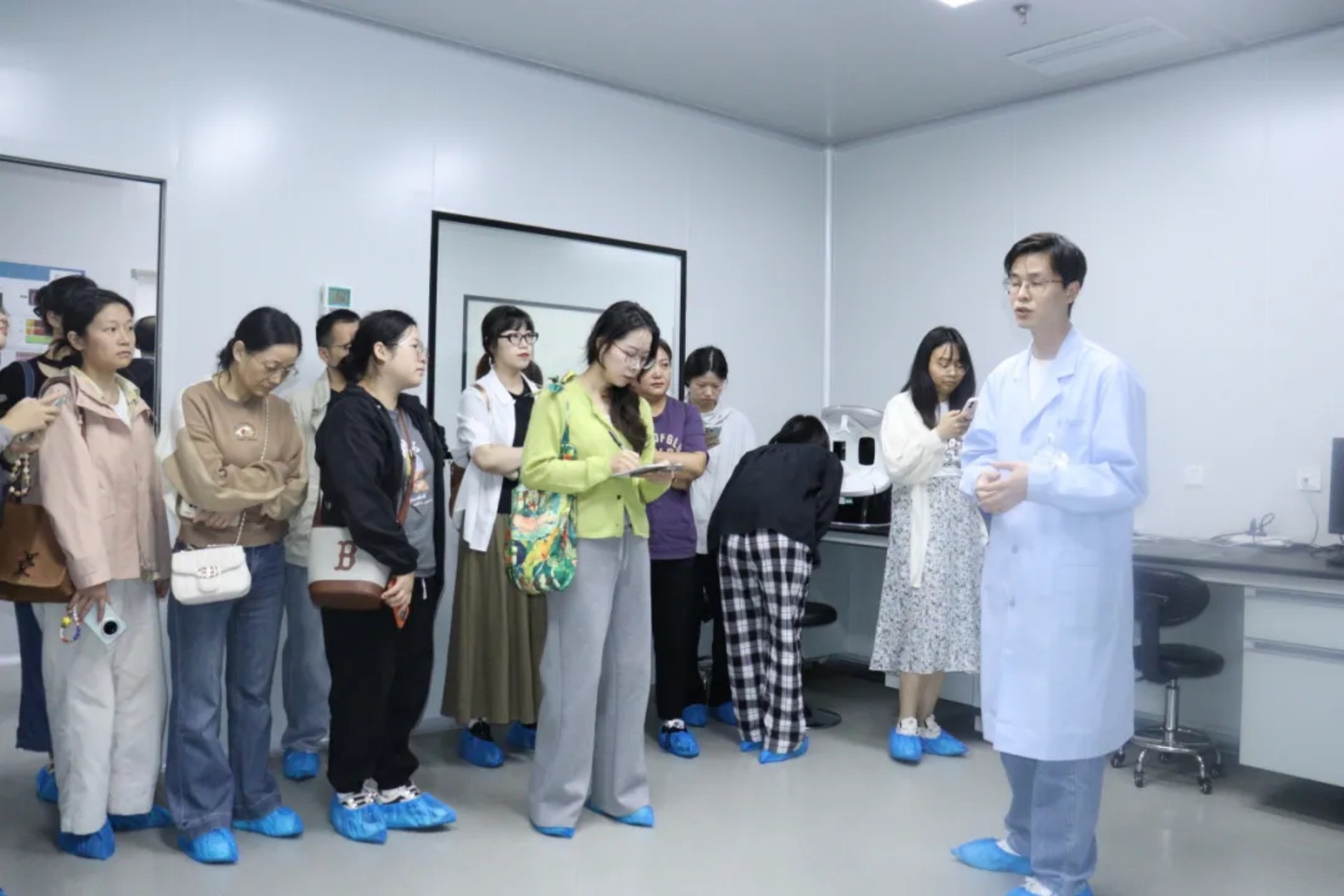 1762219376266368.jpg 640 (6).jpg